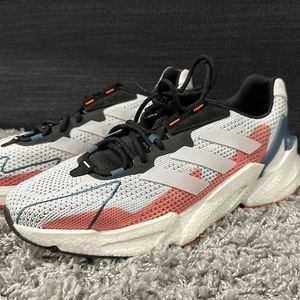 NWOT Adidas Jetboost sneakers